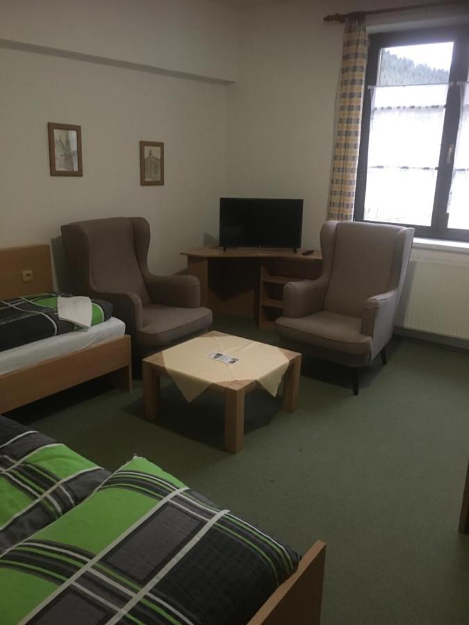 Hotel Salajka Горні Ломна Екстер'єр фото